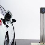 Creștere de 93% a pieței de mașini electrice în România, consemnată în martie 2026